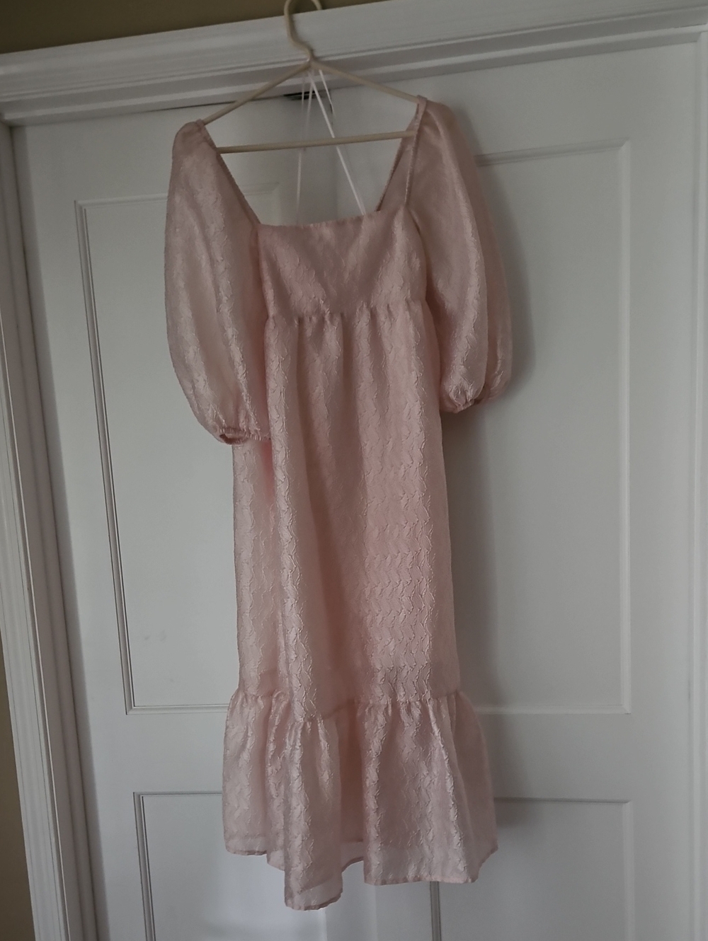 Anthropologie Textured Puff Sleeve Midi Dress Blush Pink Size Small